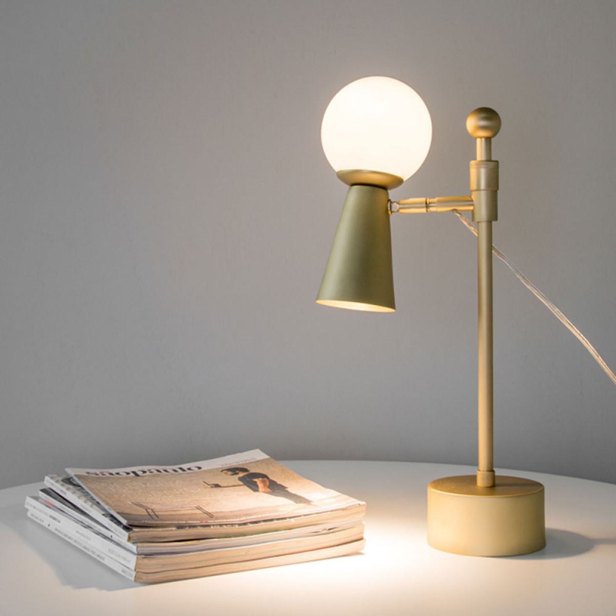 LUMINÁRIA MESA PIVO 1XG9 + 1XGU10